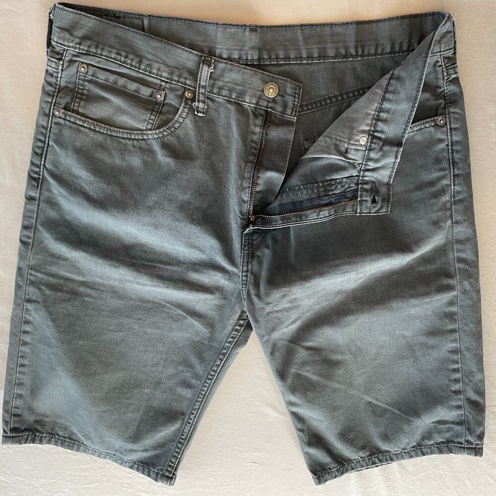 Men’s Levi’s 508 Jean Shorts – W34 – Dusty Blue/Gray – 10.5” Inseam – Excellent